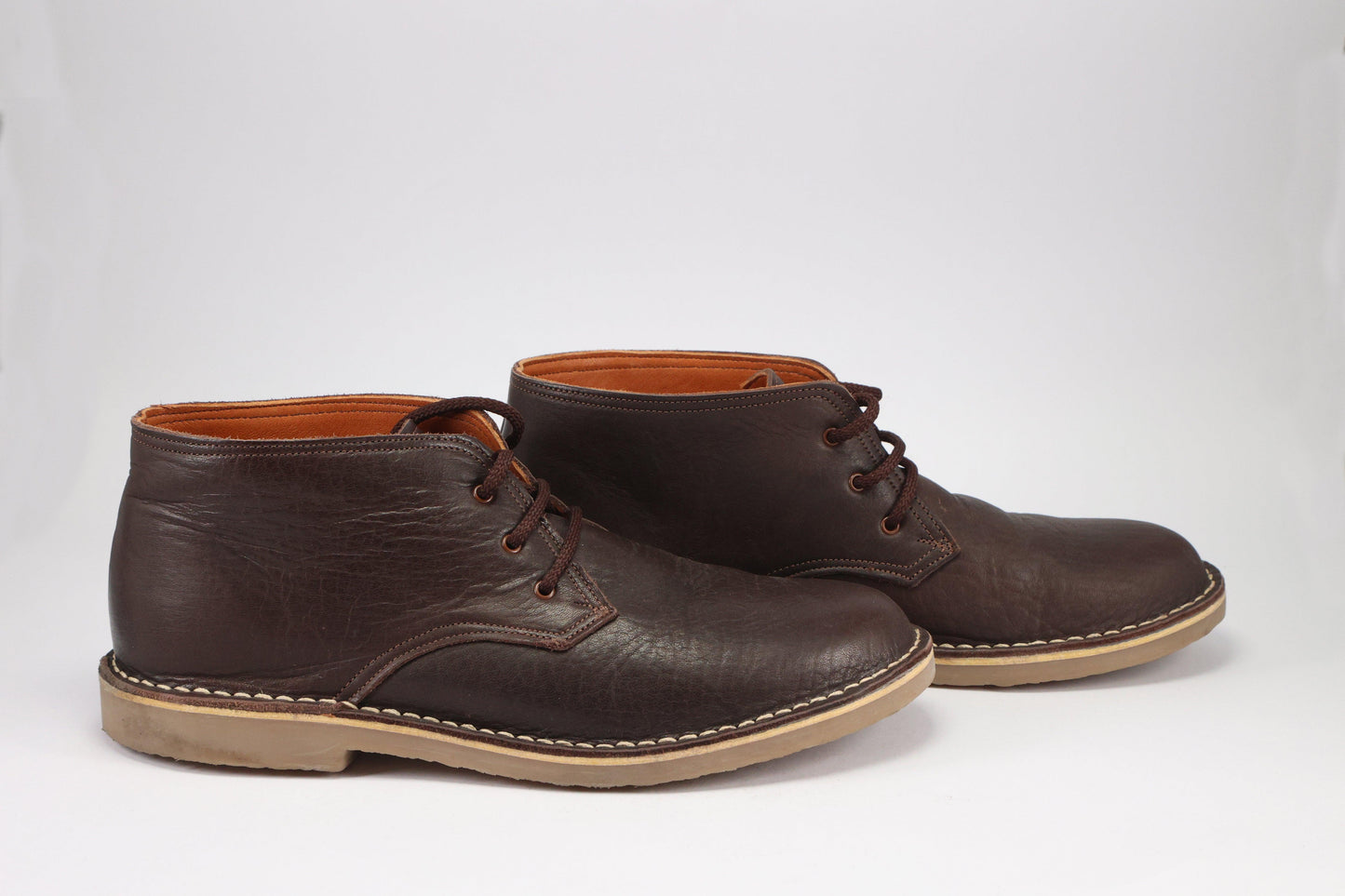 Botas Chukka de Piel Napa: Calzado Elegante y Resistente