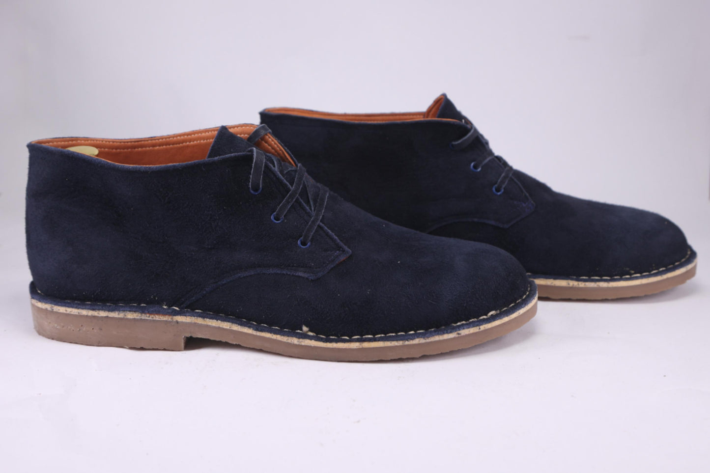 Suede Chukka Boots – Classic Style & Comfort